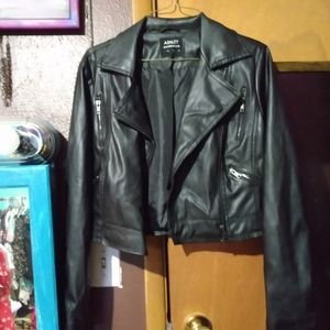 Jacket with fringe on back and shoulders like new used once
